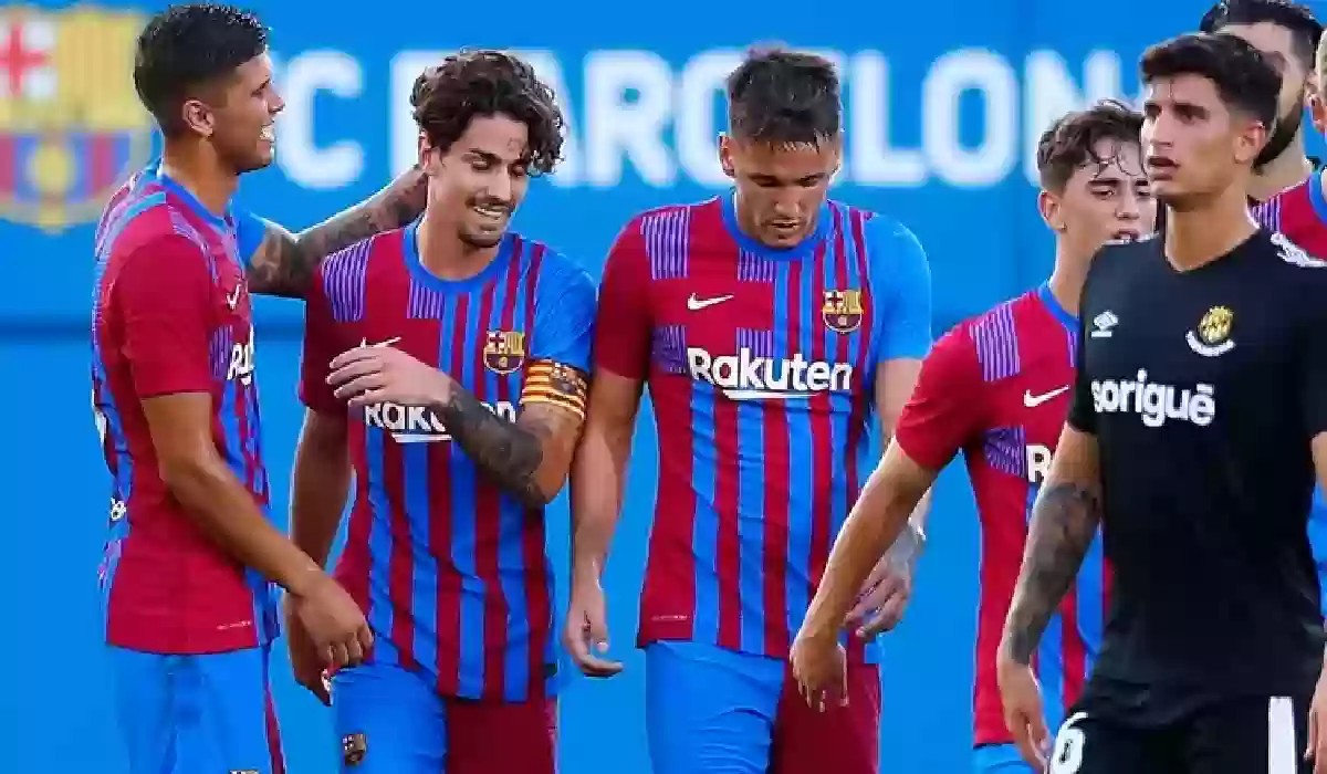 موهبة برشلونة يصل السعودية لإتمام انتقاله لدوري روشن.