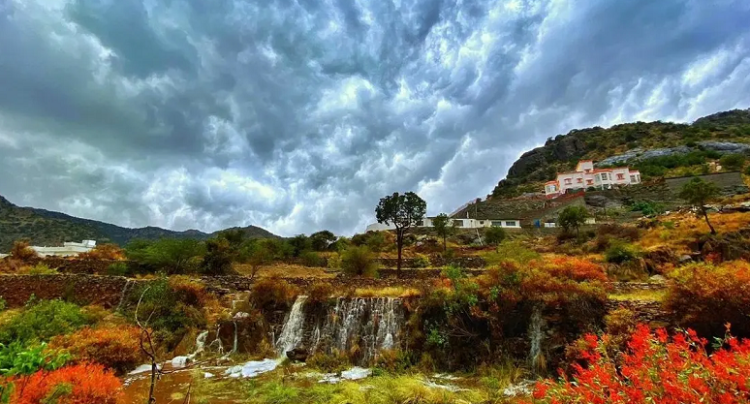 رحلة المغامرات في تنومة.. مدينة الجبال الخلابة والطبيعة البكر