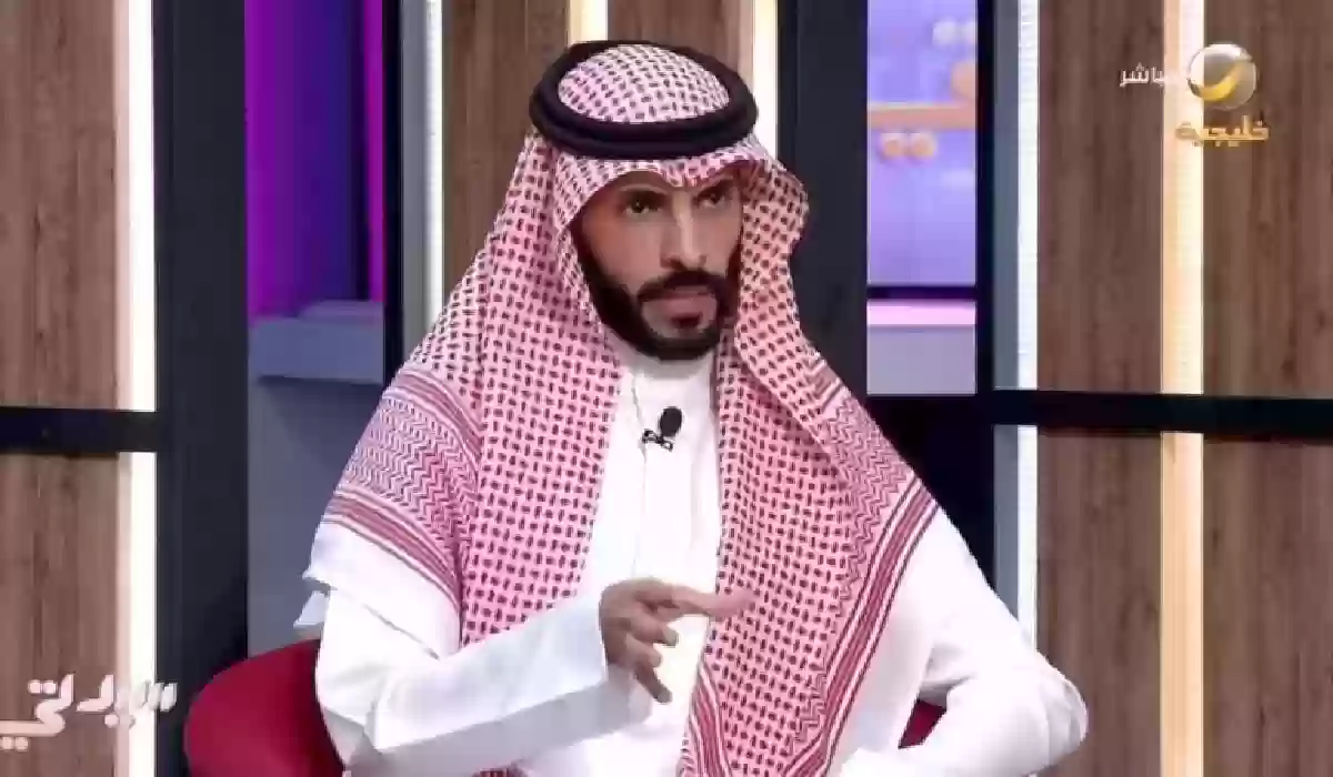 شاهد.. مستشار يوضح عقوبة التأخير أو الخروج المبكر من الدوام أو توقيع الحضور فقط.